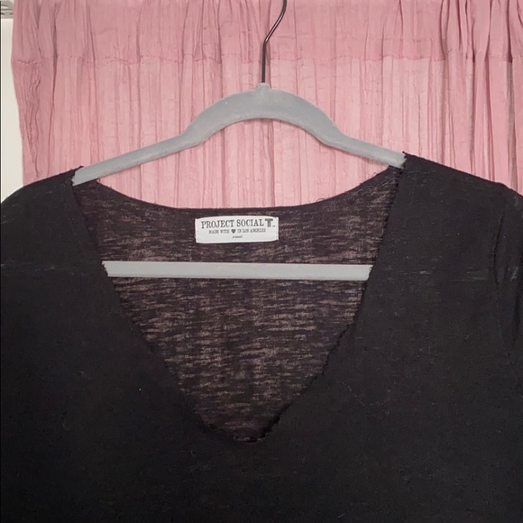 Project Social T Textured V Neck - Picture 2 of 4